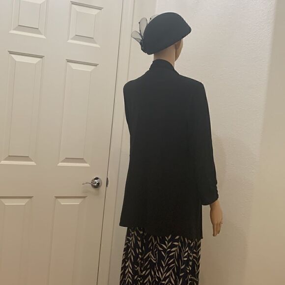 Chico’s Size 0 Black V Neck 3/4 Sleeves Peplum Waist Polyester Spandex Jacket - Picture 7 of 13